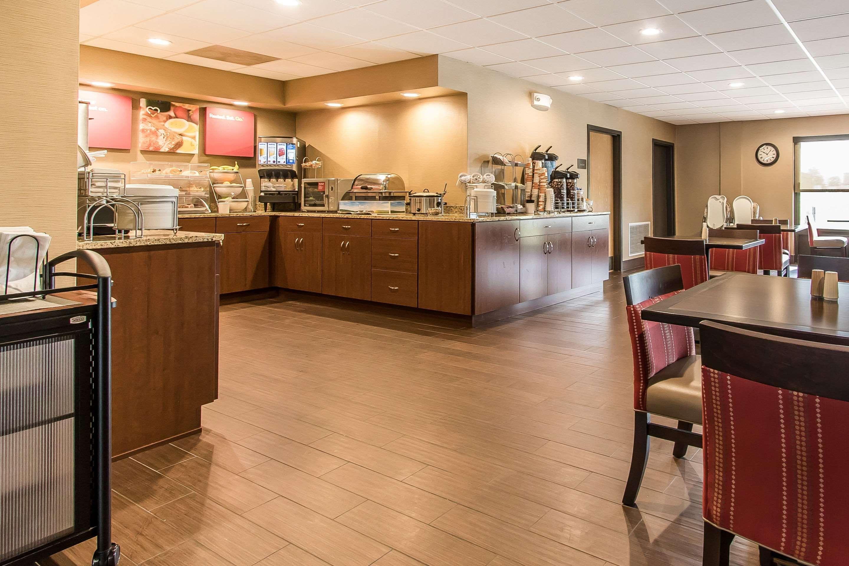 Comfort Suites Effingham Eksteriør billede